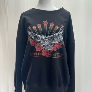 Chaser Black Sweatshirt with Eagle and Rose Front Design M NWTS